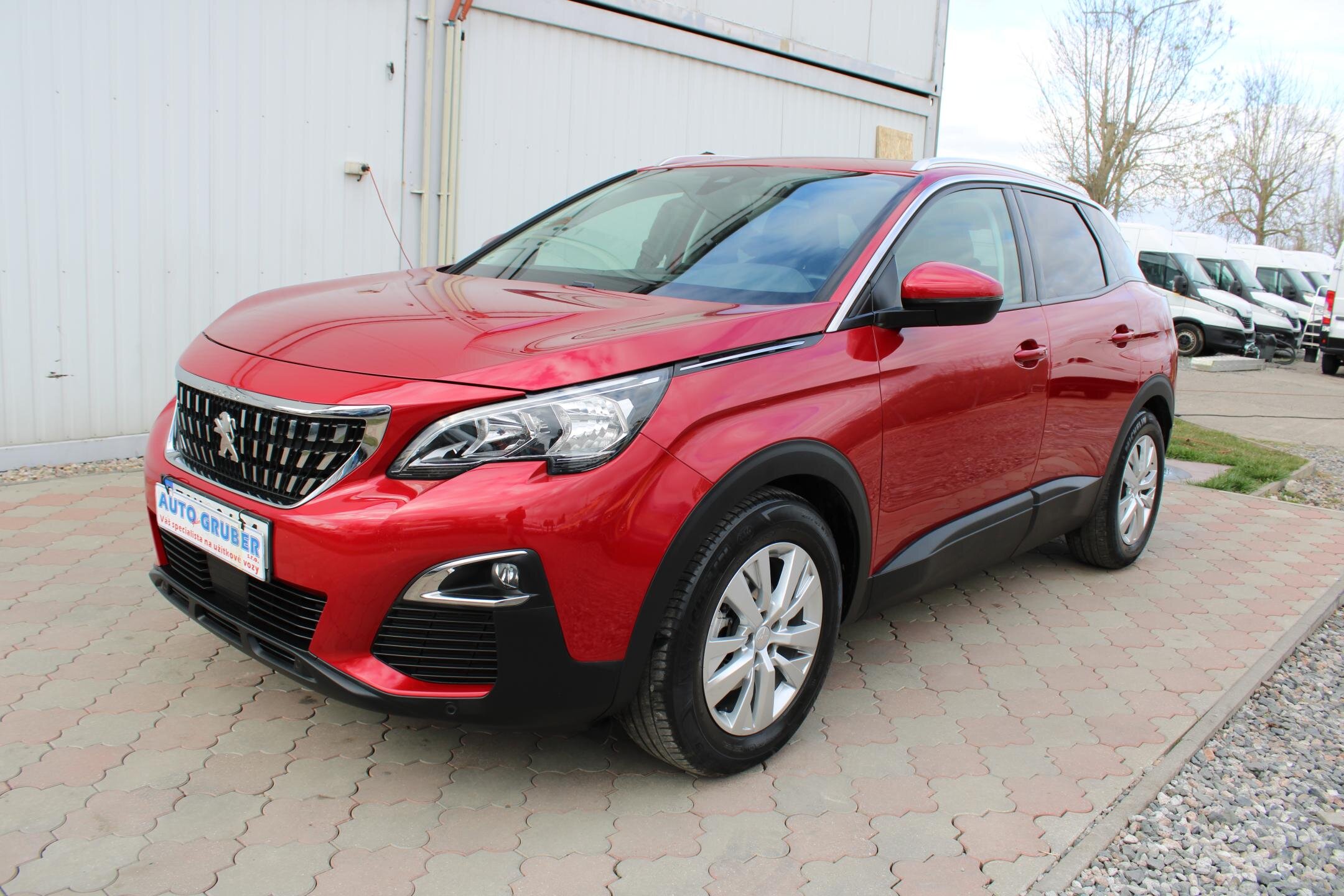 Peugeot 3008 SUV / Terénní 1,5 l 96 kw
