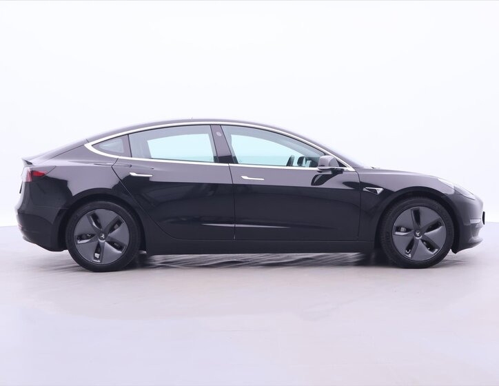Tesla Model 3 Sedan 0,0 425 kw