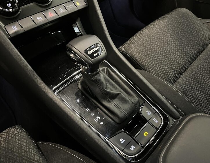 Škoda Karoq SUV 2,0 l 110 kw