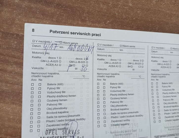 Opel Insignia Kombi 2,0 l 96 kw