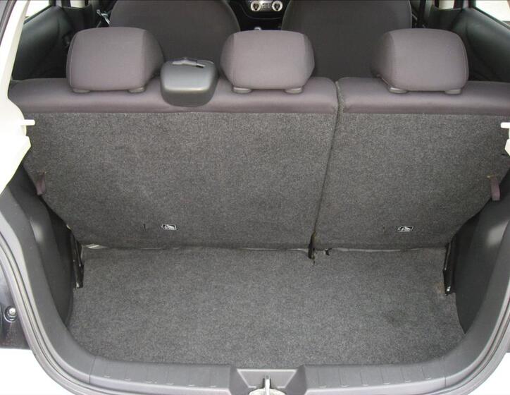 Mitsubishi Space Star 33