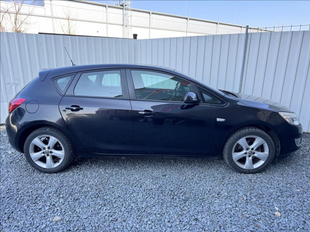 Opel Astra Hatchback 1,4 l 103 kw