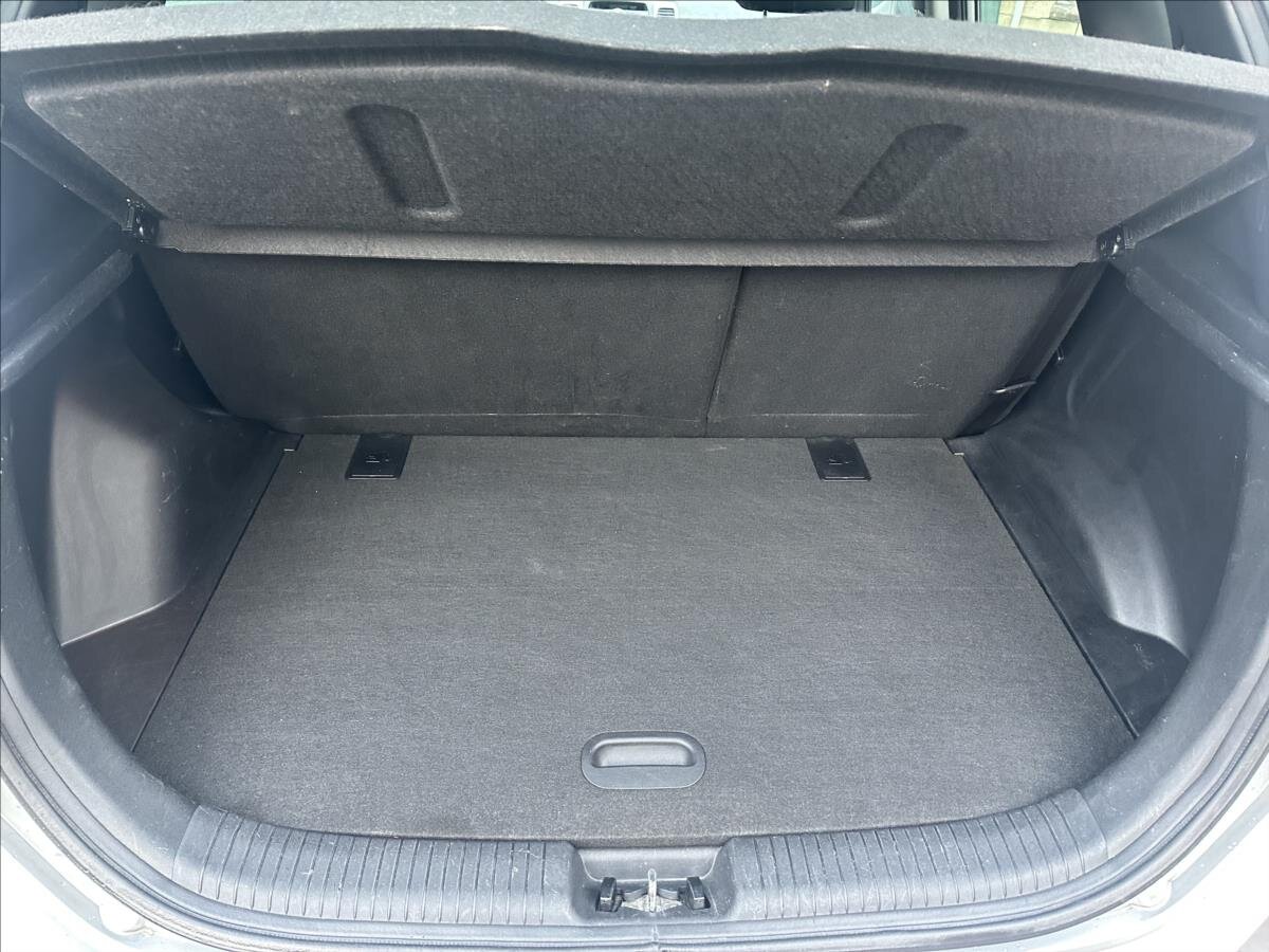 Hyundai ix20 Hatchback 1,6 l 91 kw