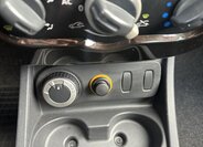 Dacia Duster SUV / Terénní 1,6 l 77 kw