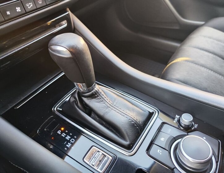 Mazda 6 Sedan 2,0 l 121 kw