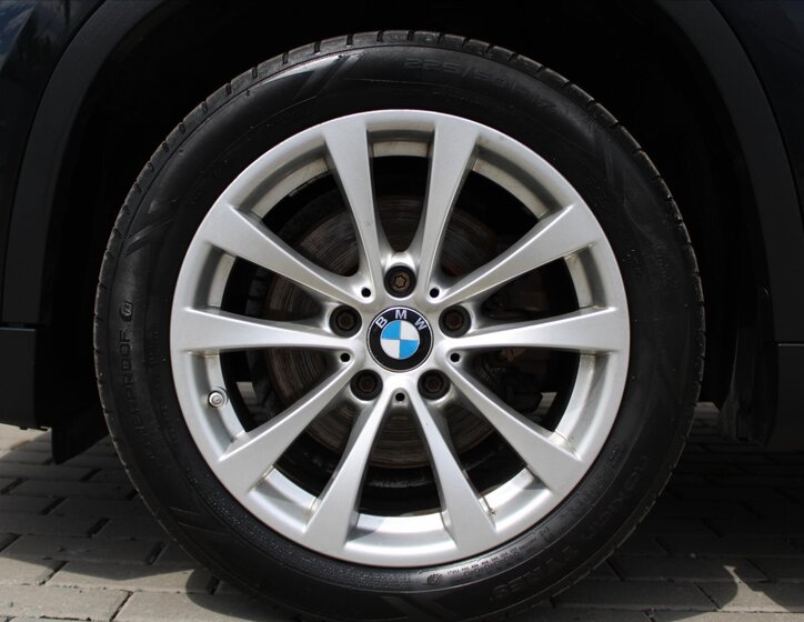 BMW X1 SUV 2,0 l 130 kw