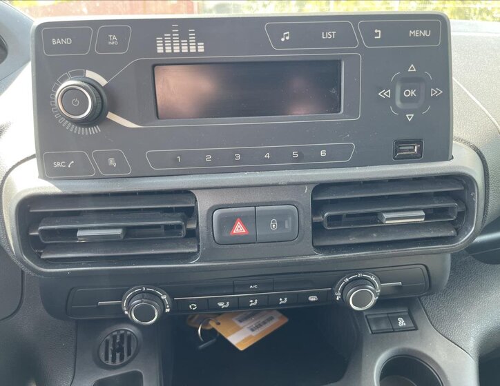 Peugeot Partner Skříň 1,5 l 75 kw