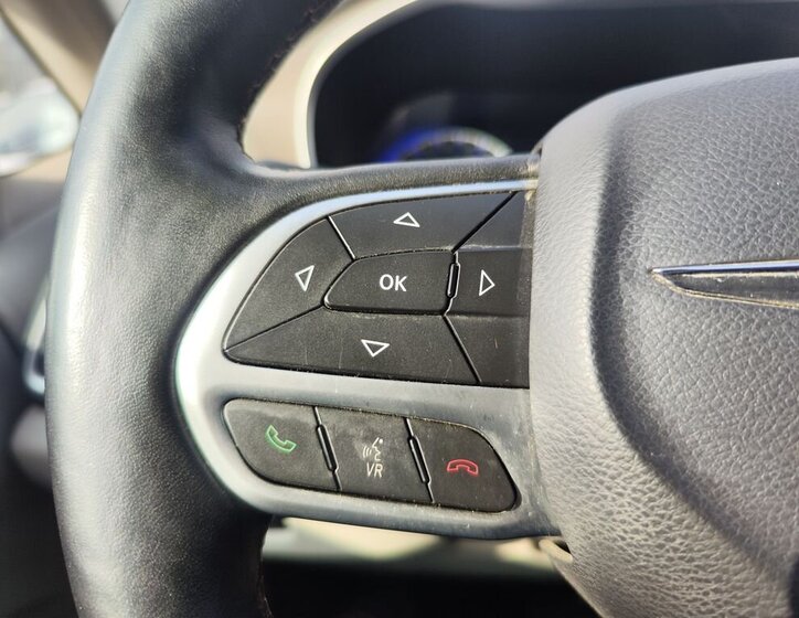 Chrysler Pacifica MPV 3,6 l 214 kw