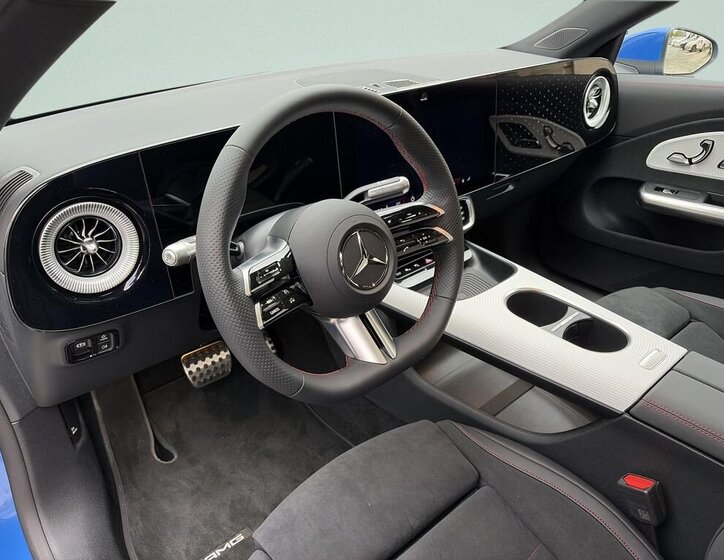 Mercedes-Benz CLA Sedan / Limuzína 0,0 200 kw