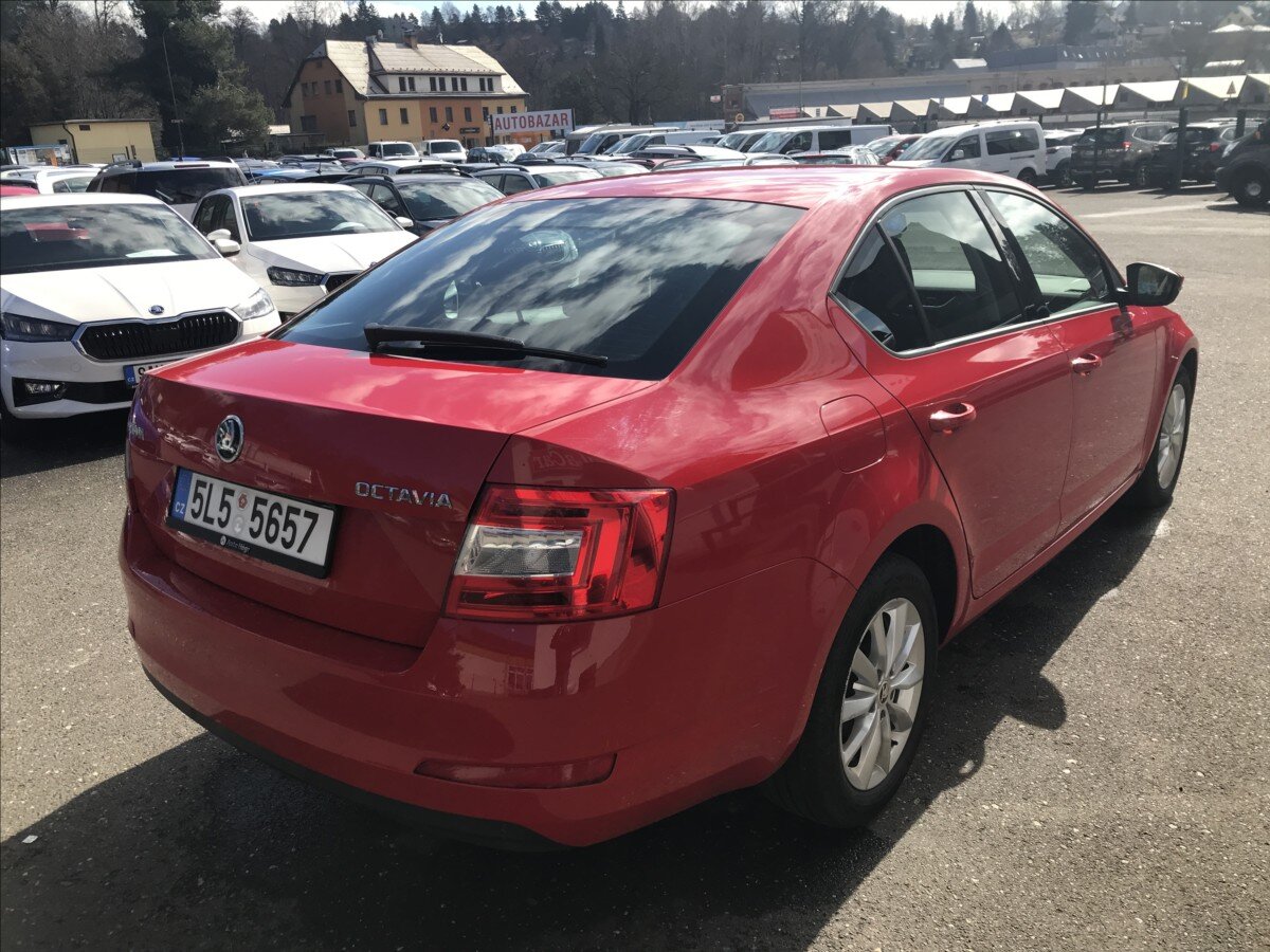 Škoda Octavia Sedan / Limuzína 2,0 l 110 kw