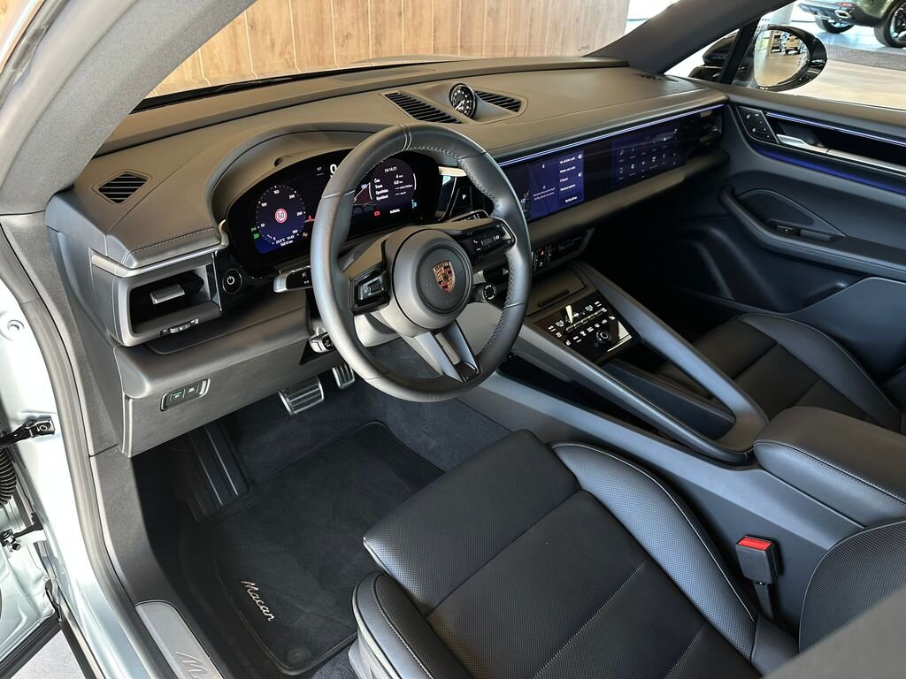 Porsche Macan SUV / Terénní 0,0 300 kw
