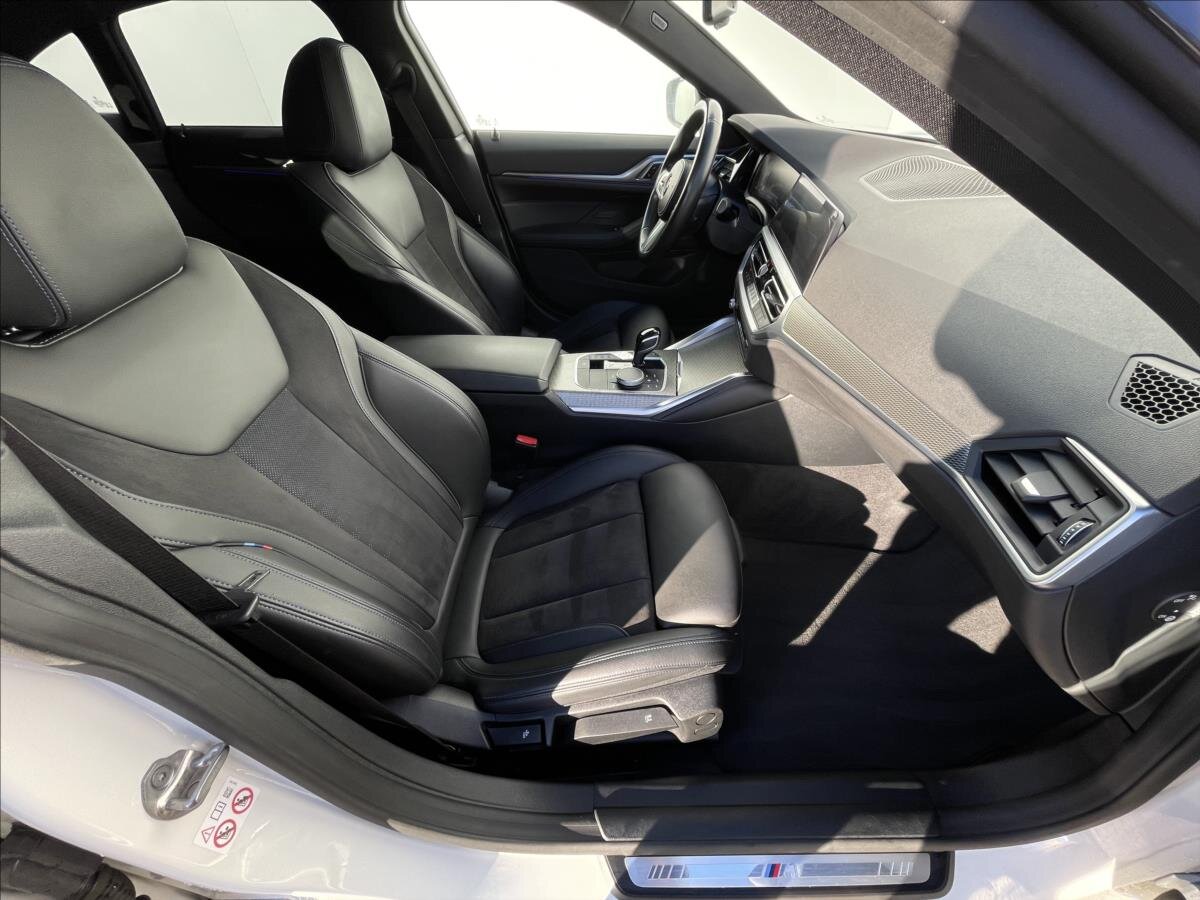 BMW Řada 4 Kupé 2,0 l 180 kw