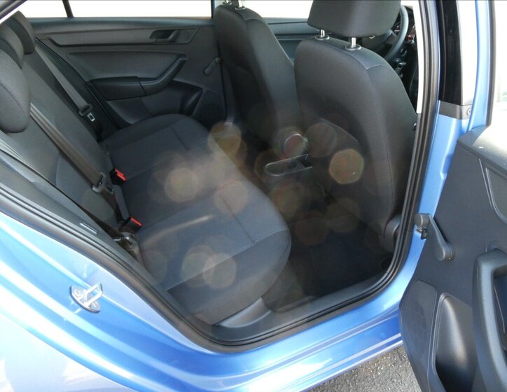 Škoda Rapid Sedan / Limuzína 1,2 l 66 kw