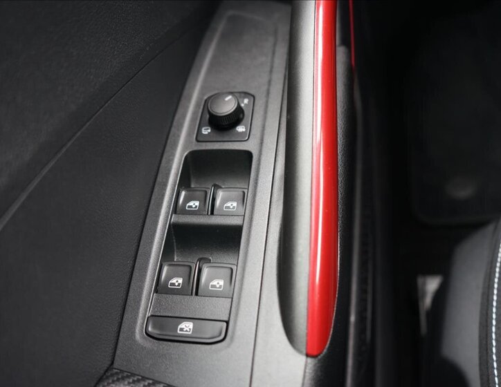 Škoda Fabia Hatchback 1,5 l 110 kw