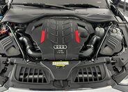 Audi S8 Sedan / Limuzína 4,0 l 420 kw