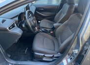 Toyota Corolla Sedan / Limuzína 1,5 l 92 kw