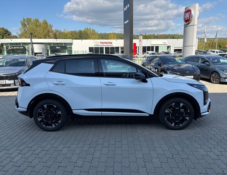 KIA Sportage 8