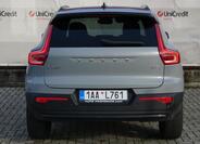 Volvo XC40 4