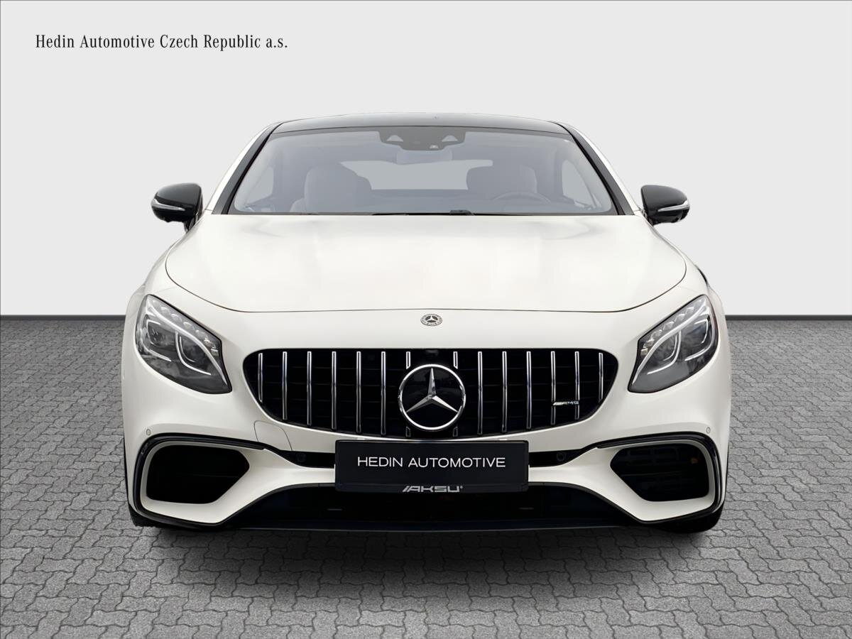 Mercedes-Benz Třídy S Kupé 4,0 l 450 kw