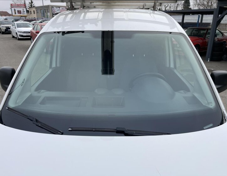 Volkswagen Caddy Skříň 2,0 l 81 kw