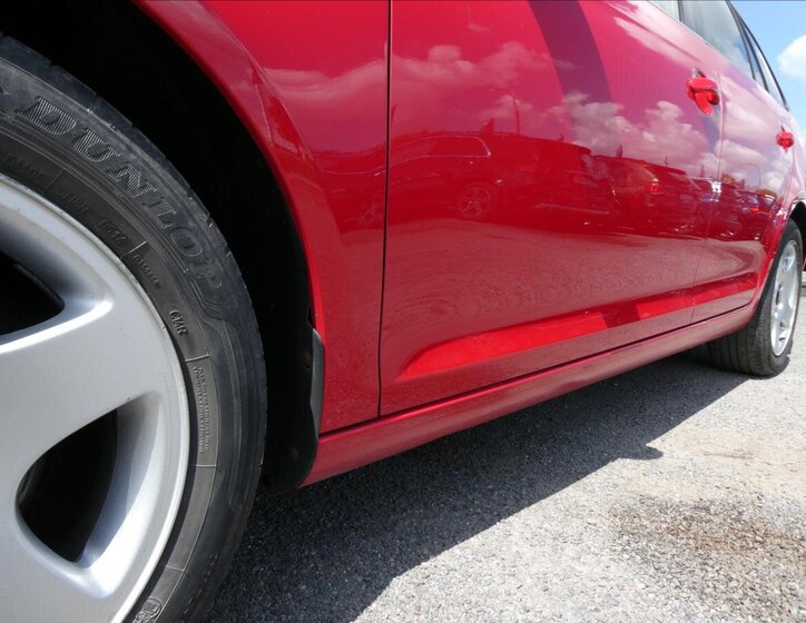 Volkswagen Golf Kombi 1,6 l 77 kw