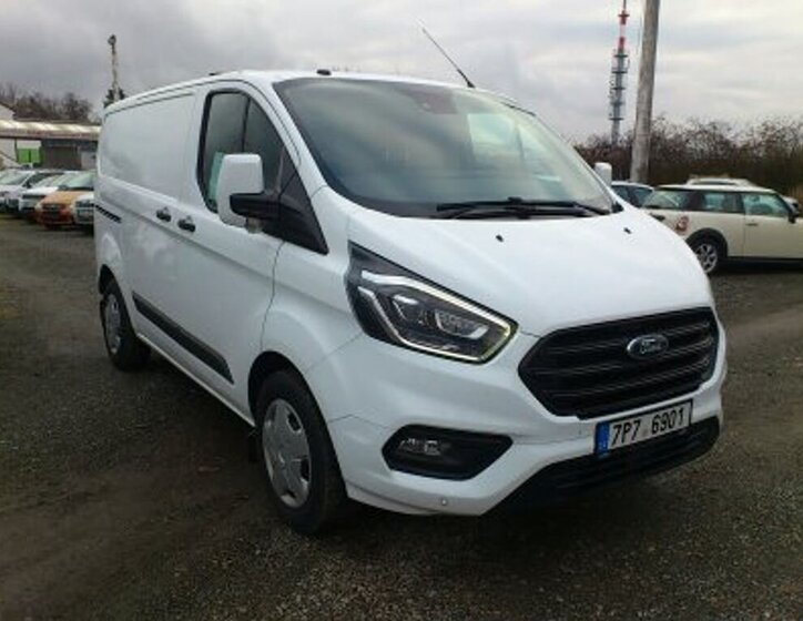 Ford Transit Custom 3