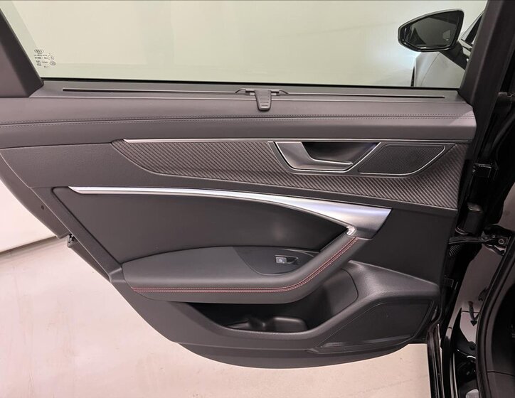 Audi S6 Kombi 3,0 l 253 kw