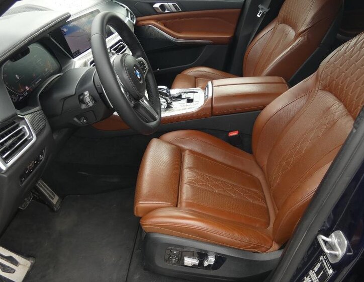 BMW X5 SUV / Terénní 3,0 l 250 kw