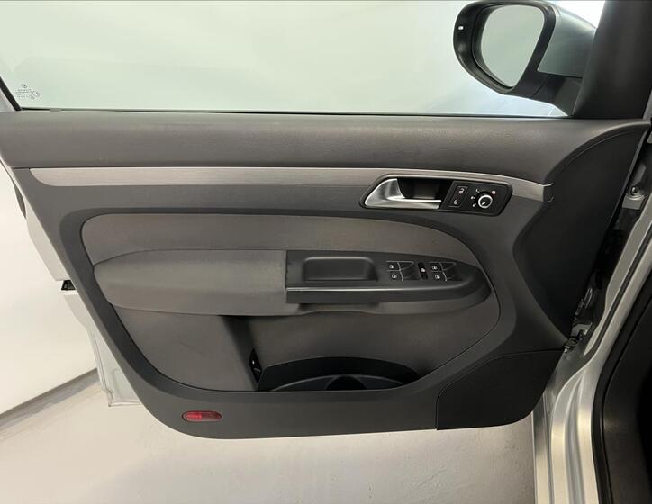 Volkswagen Touran 20