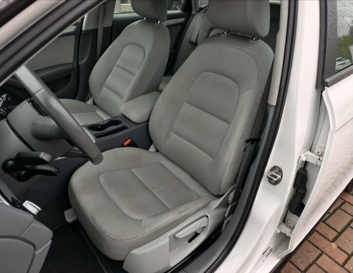 Audi A4 Sedan 2,0 l 110 kw