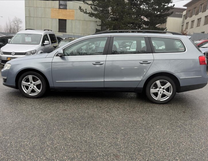Volkswagen Passat Kombi 2,0 l 103 kw