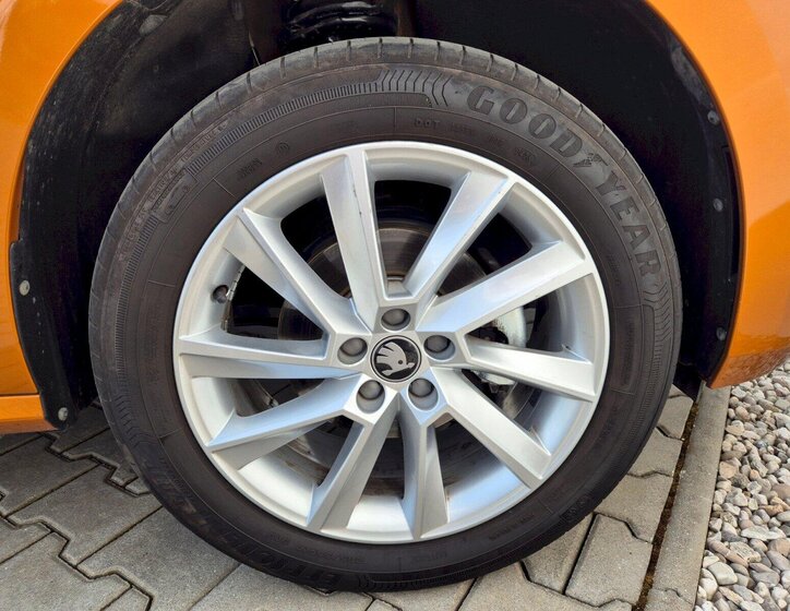 Škoda Kamiq Hatchback 1,0 l 85 kw