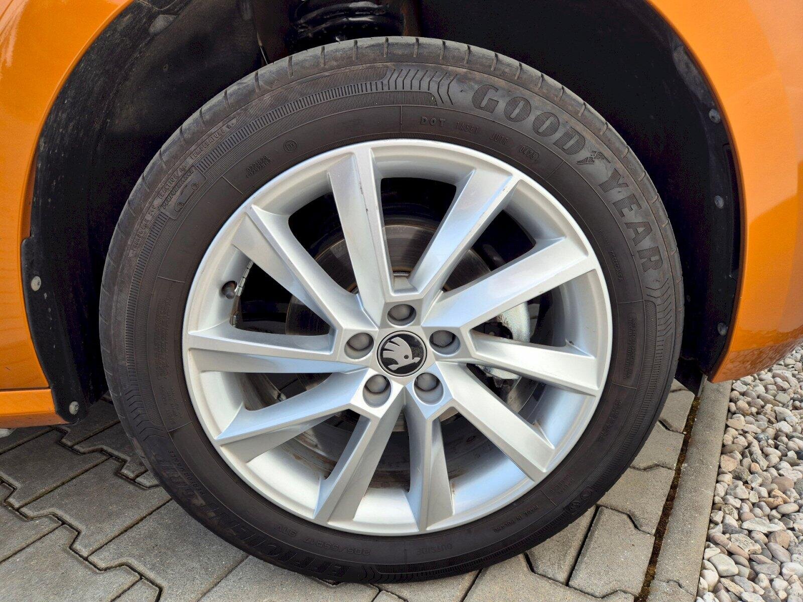 Škoda Kamiq Hatchback 1,0 l 85 kw