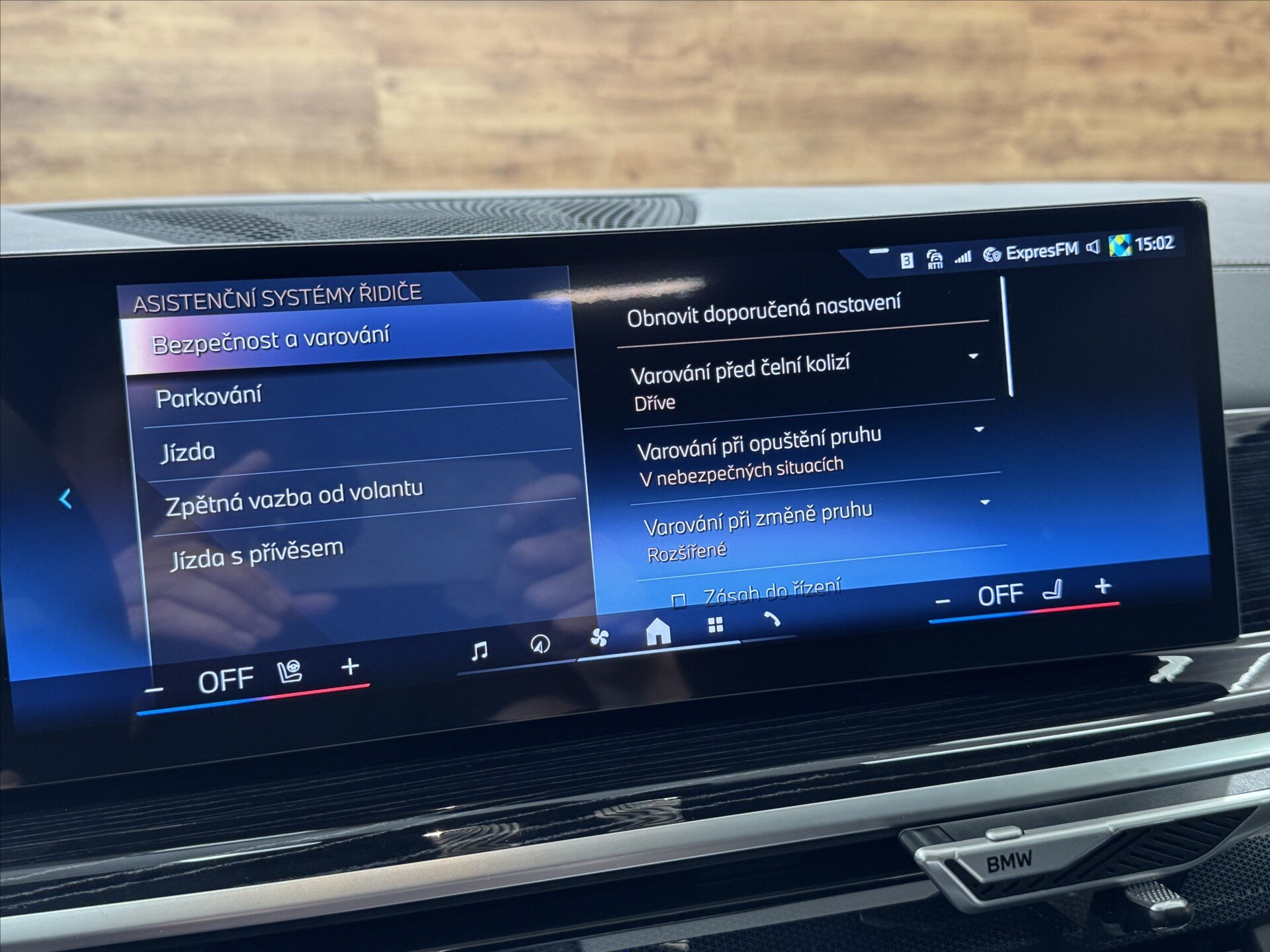 BMW X5 SUV 3,0 l 250 kw