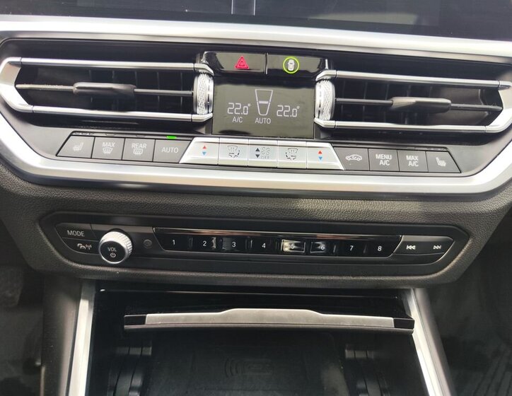 BMW Řada 3 Sedan / Limuzína 2,0 l 215 kw