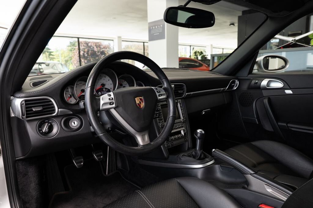 Porsche 911 Kupé 3,8 l 261 kw