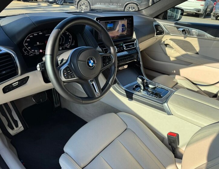 BMW Řada 8 Sedan / Limuzína 3,0 l 245 kw