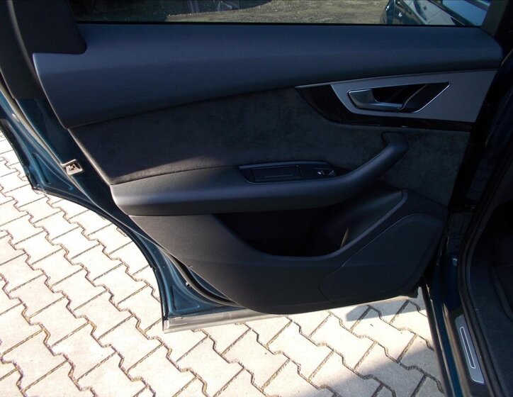 Audi Q7 SUV 3,0 l 160 kw