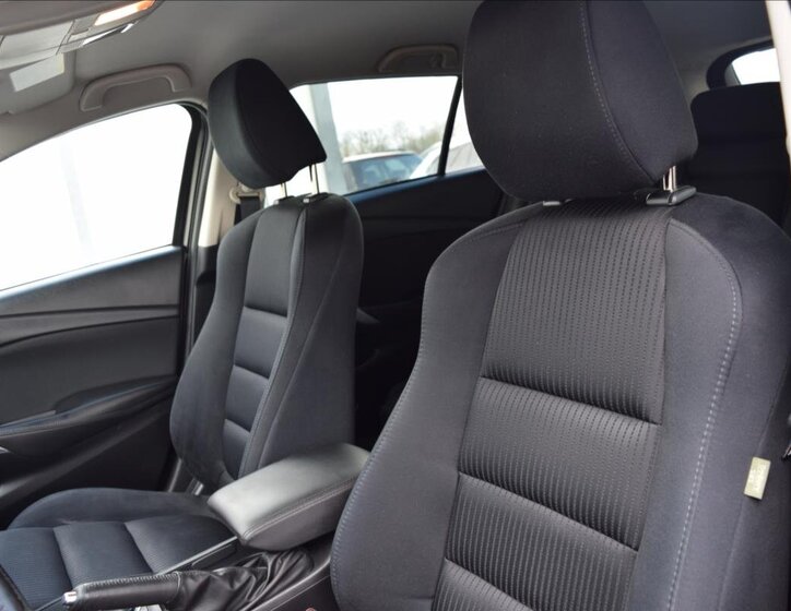 Mazda 6 Kombi 2,0 l 121 kw