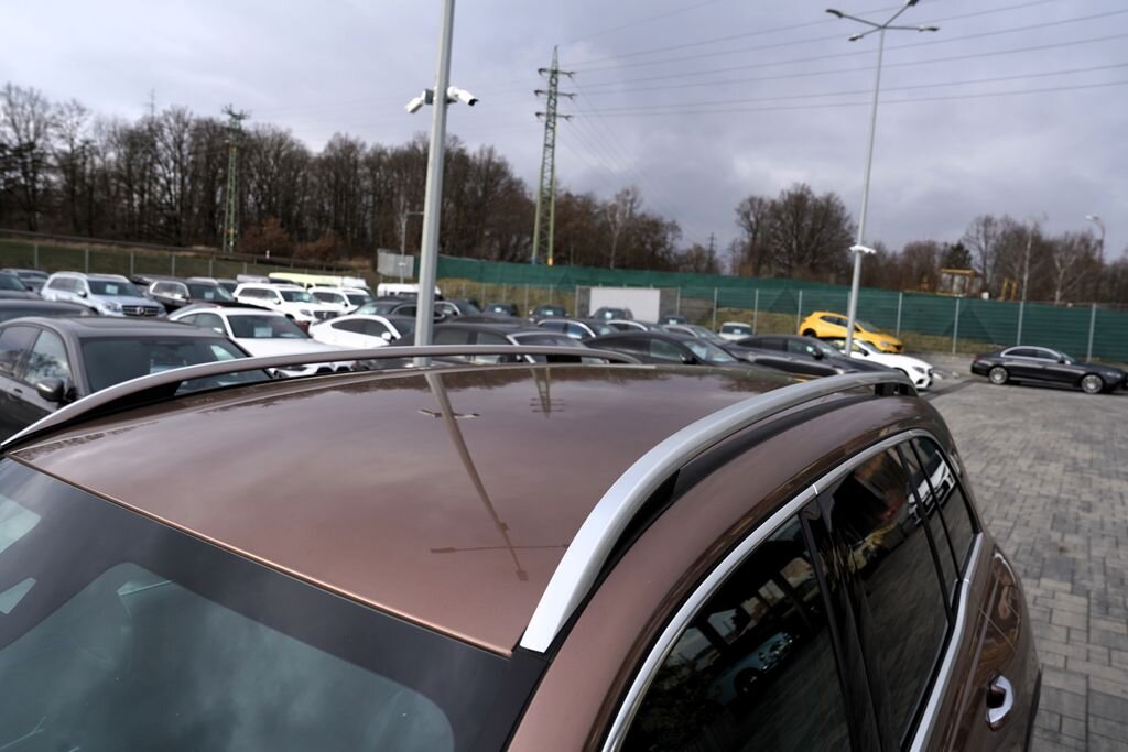 Mercedes-Benz GLB SUV / Terénní 2,0 l 225 kw