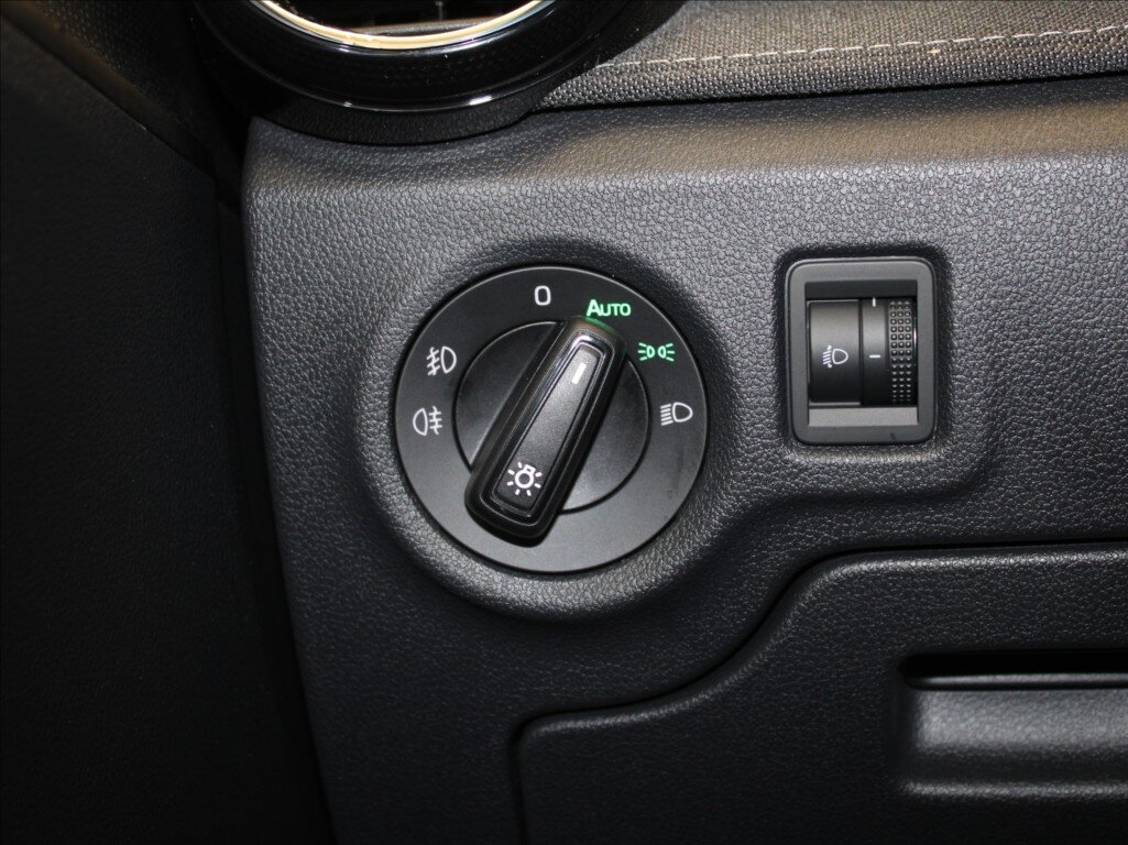 Škoda Fabia Hatchback 999,0 85 kw