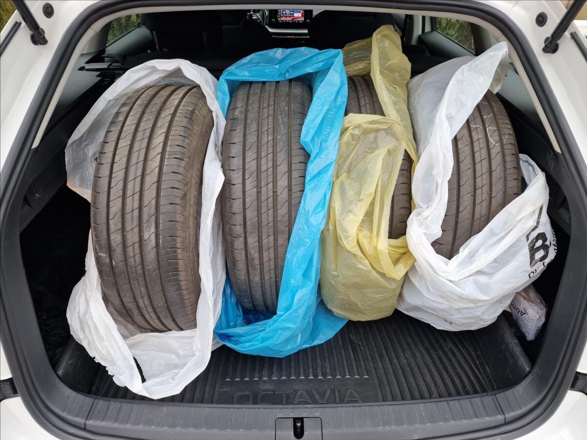 Škoda Octavia Kombi 2,0 l 110 kw