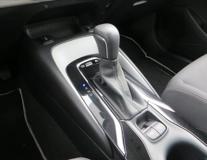 Toyota Corolla Kombi 2,0 l 112 kw