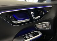 Mercedes-Benz Třídy C 12