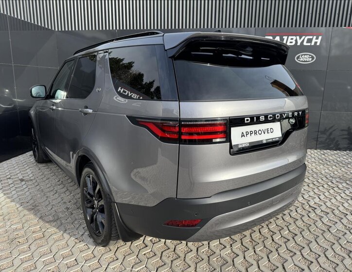 Land Rover Discovery 6