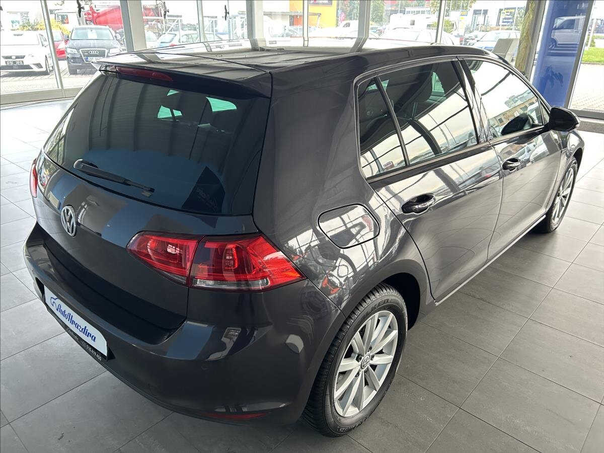 Volkswagen Golf Hatchback 1,2 l 81 kw