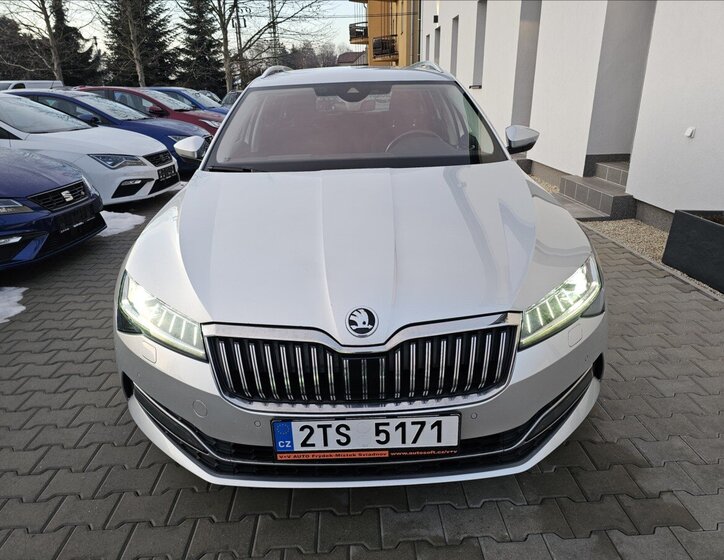 Škoda Superb Kombi 2,0 l 110 kw