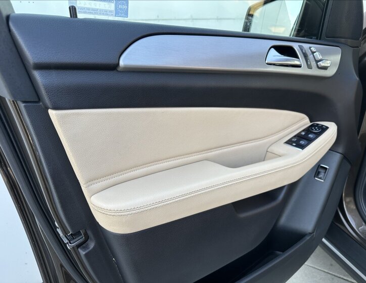 Mercedes-Benz GLE SUV / Terénní 3,0 l 190 kw