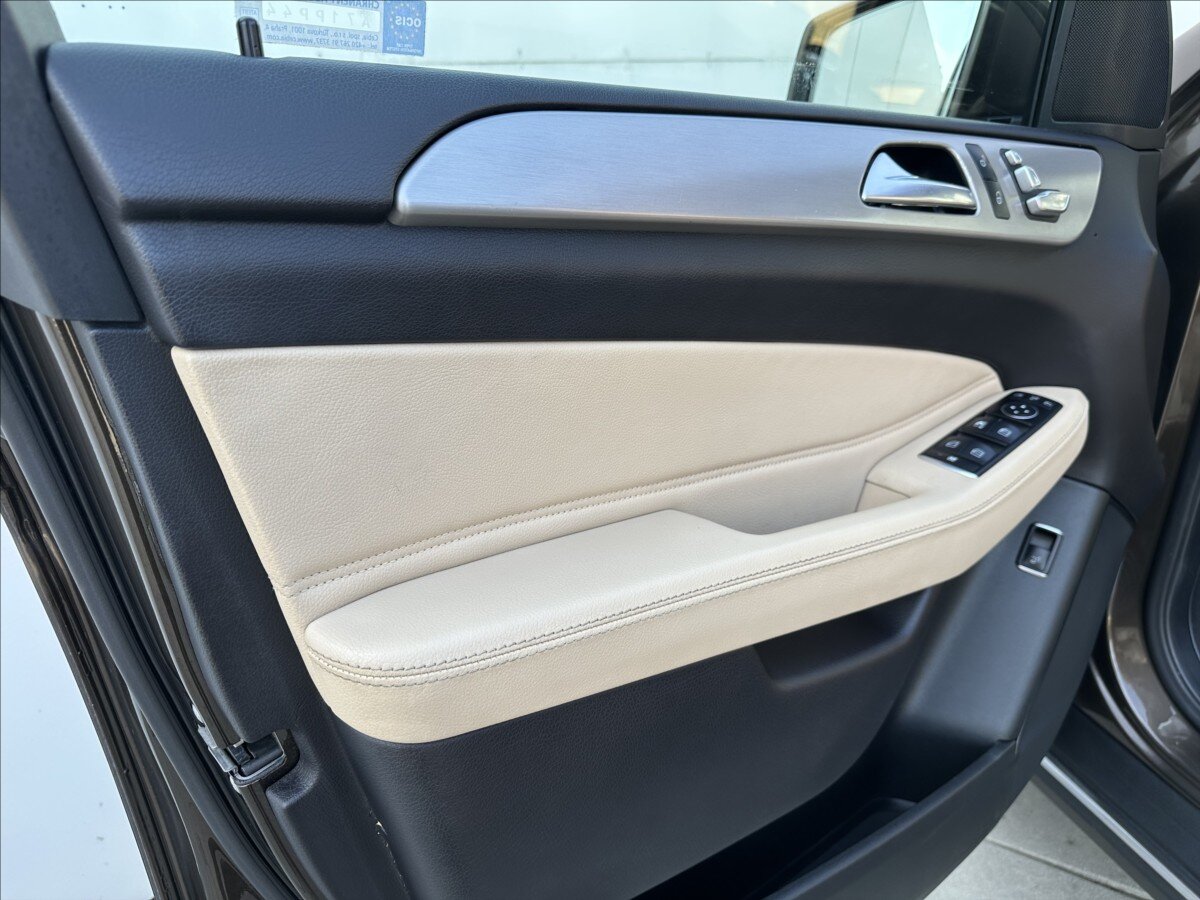 Mercedes-Benz GLE SUV / Terénní 3,0 l 190 kw