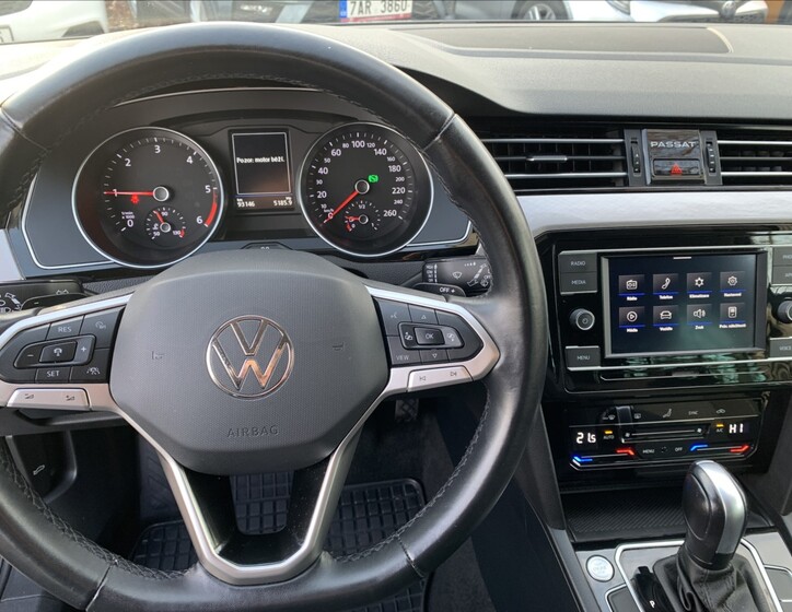 Volkswagen Passat 11